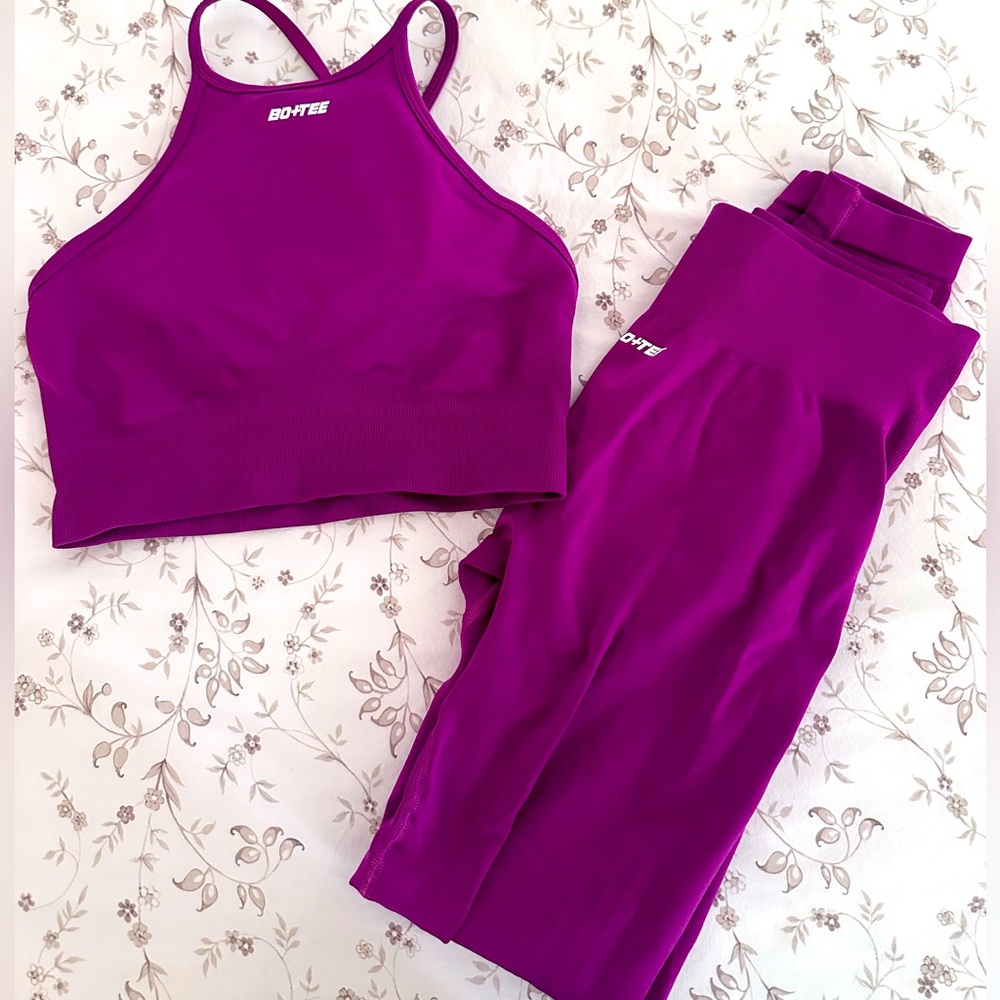 Bo and Tee Plum SET